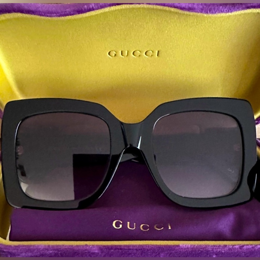 ✨GUCCI SUNNIES✨